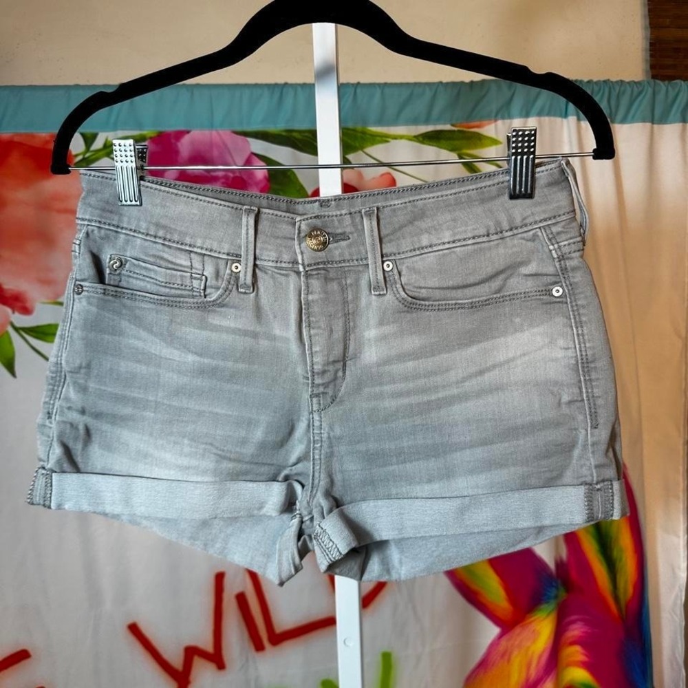 T331. Denizen by Levi's grey denim shorts